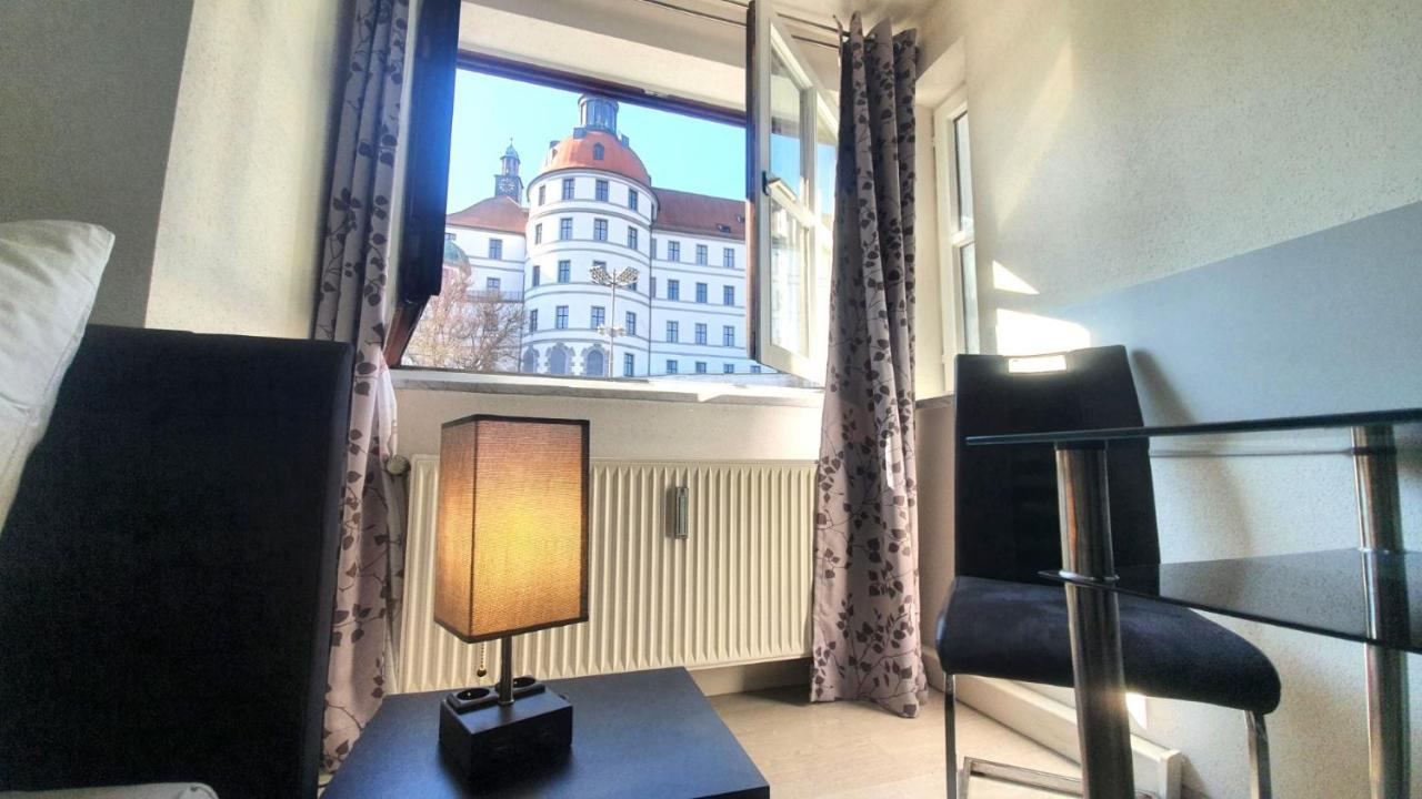 Neuburg Apartment Am Schloss Neuburg an Der Donau Buitenkant foto